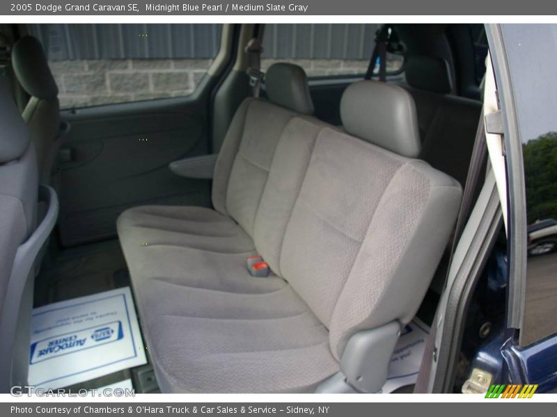 Midnight Blue Pearl / Medium Slate Gray 2005 Dodge Grand Caravan SE
