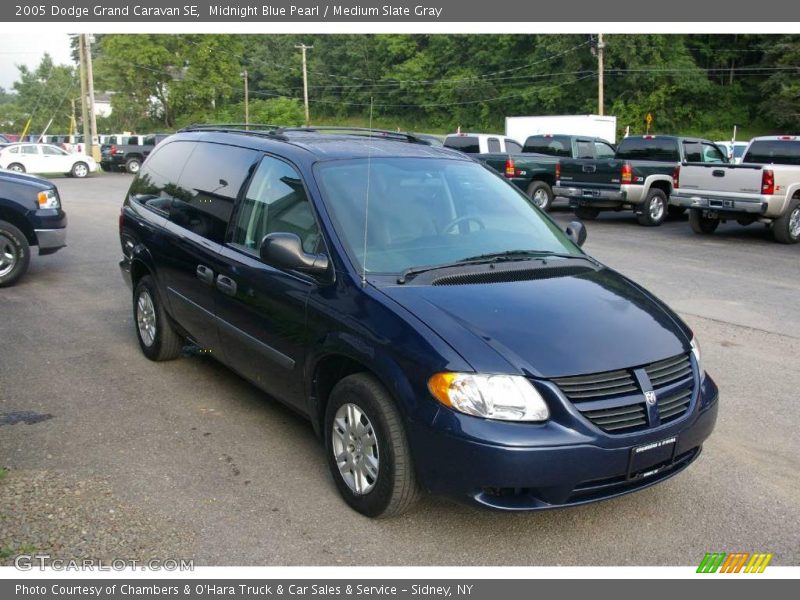 Midnight Blue Pearl / Medium Slate Gray 2005 Dodge Grand Caravan SE