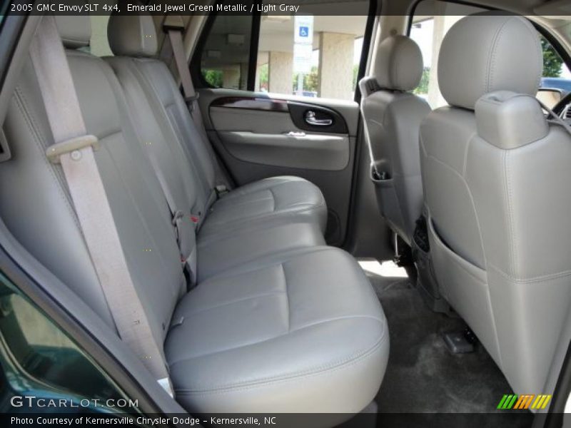 Emerald Jewel Green Metallic / Light Gray 2005 GMC Envoy SLT 4x4