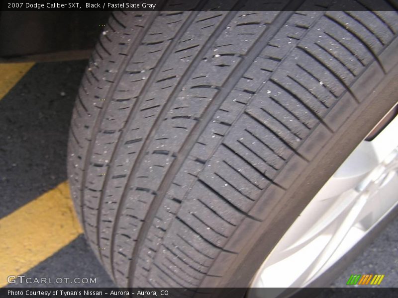 Black / Pastel Slate Gray 2007 Dodge Caliber SXT