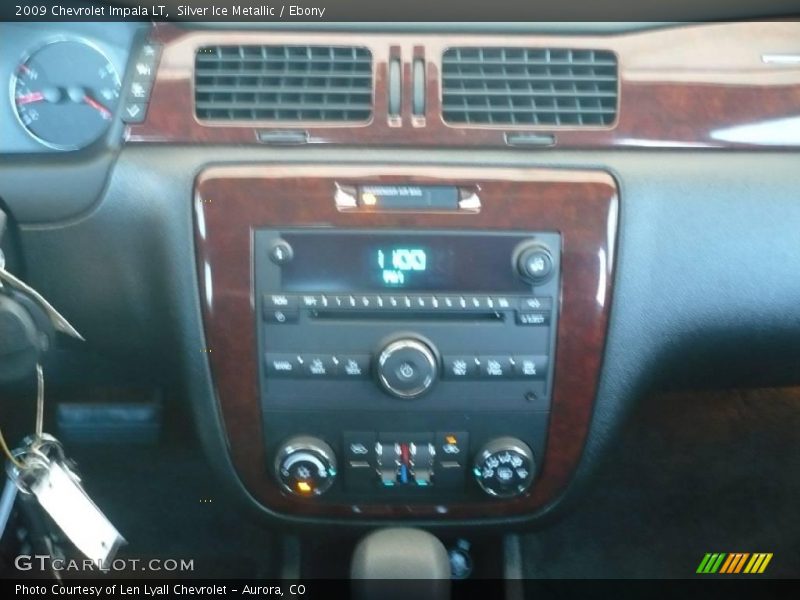 Silver Ice Metallic / Ebony 2009 Chevrolet Impala LT