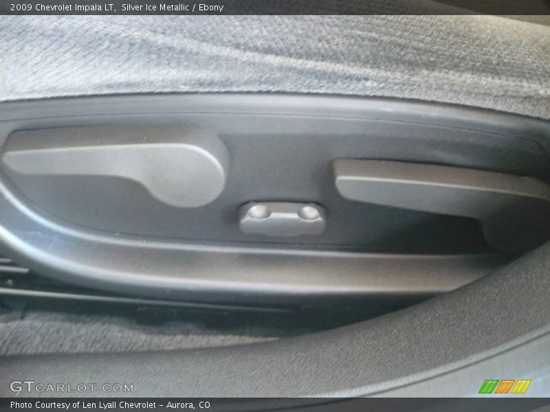 Silver Ice Metallic / Ebony 2009 Chevrolet Impala LT