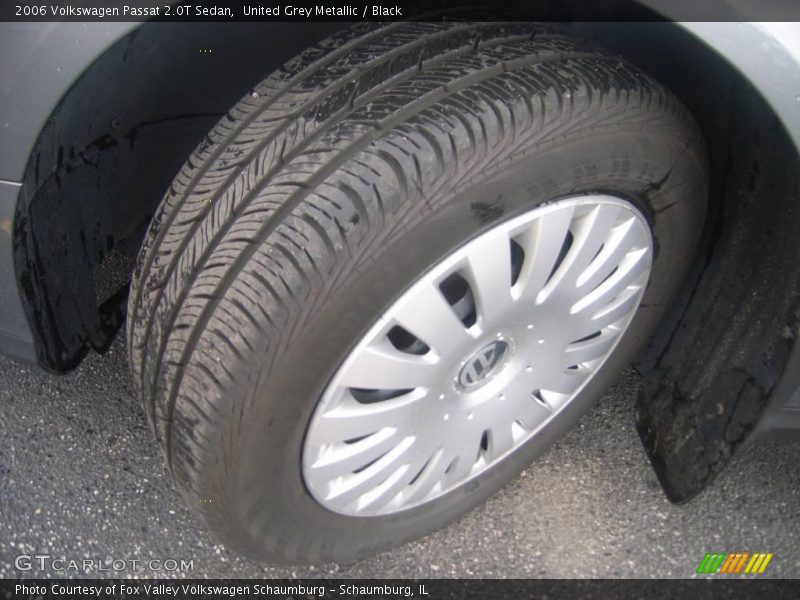 United Grey Metallic / Black 2006 Volkswagen Passat 2.0T Sedan