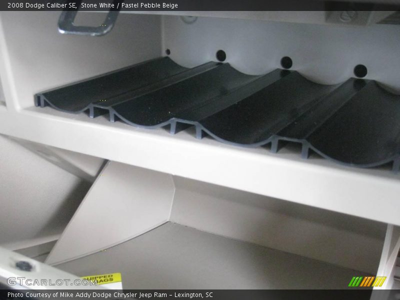 Stone White / Pastel Pebble Beige 2008 Dodge Caliber SE