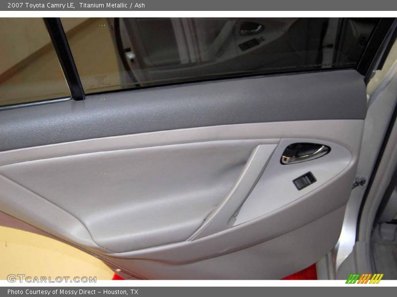 Titanium Metallic / Ash 2007 Toyota Camry LE