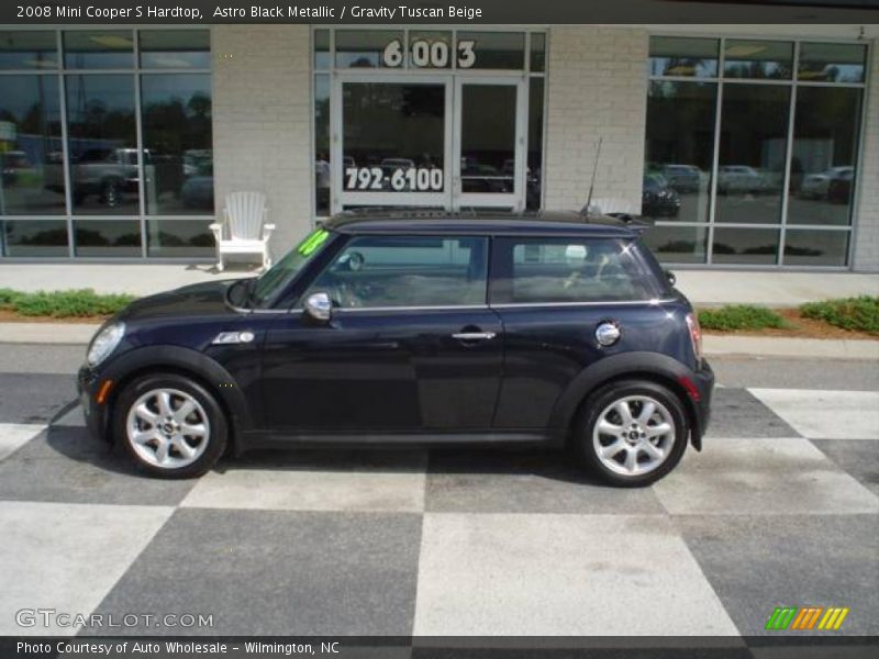 Astro Black Metallic / Gravity Tuscan Beige 2008 Mini Cooper S Hardtop