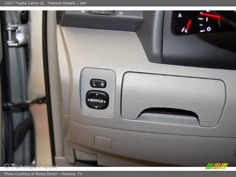 Titanium Metallic / Ash 2007 Toyota Camry LE