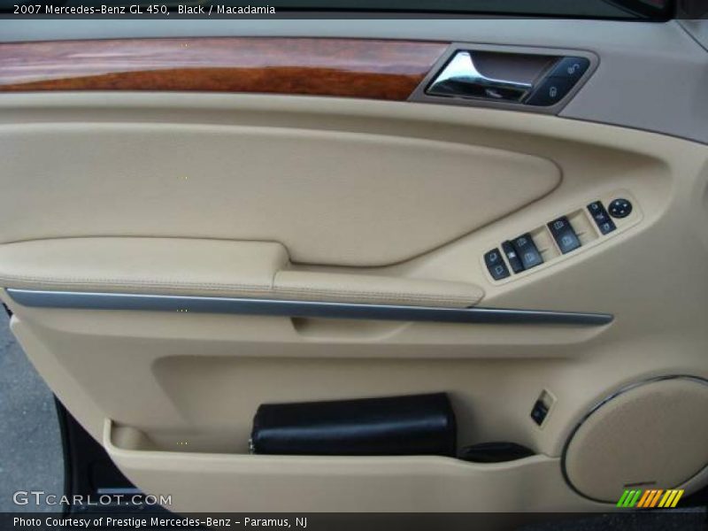 Black / Macadamia 2007 Mercedes-Benz GL 450