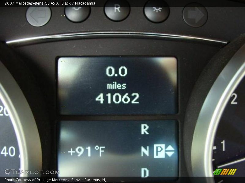 Black / Macadamia 2007 Mercedes-Benz GL 450