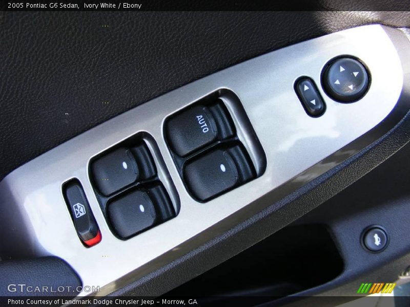 Ivory White / Ebony 2005 Pontiac G6 Sedan