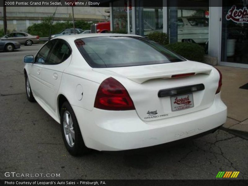 Ivory White / Ebony 2008 Pontiac Grand Prix Sedan