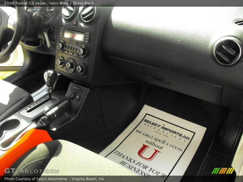 Ivory White / Ebony Black 2008 Pontiac G6 Sedan