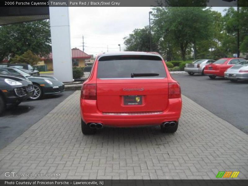 Pure Red / Black/Steel Grey 2006 Porsche Cayenne S Titanium