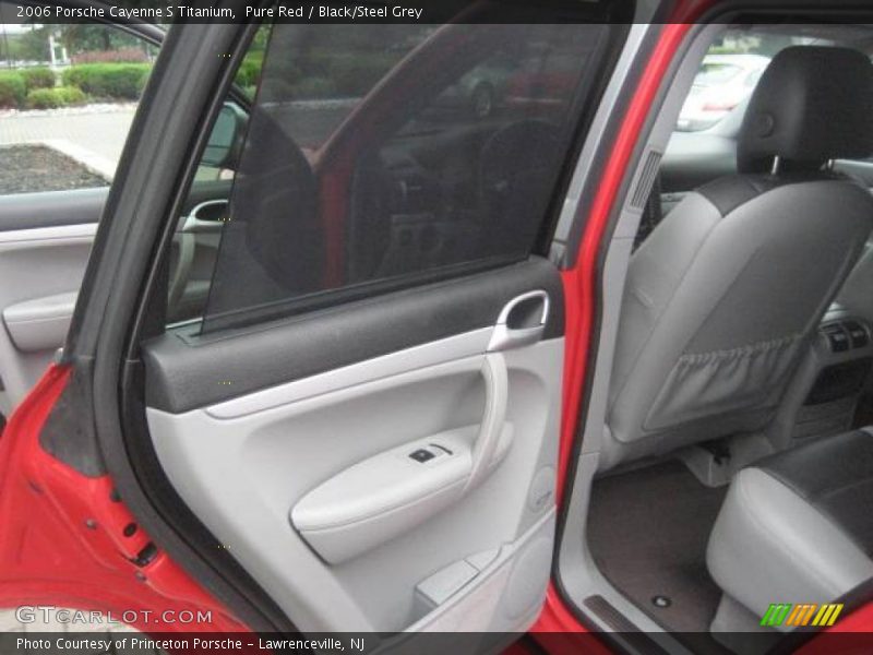 Pure Red / Black/Steel Grey 2006 Porsche Cayenne S Titanium