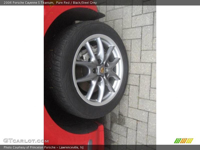 Pure Red / Black/Steel Grey 2006 Porsche Cayenne S Titanium