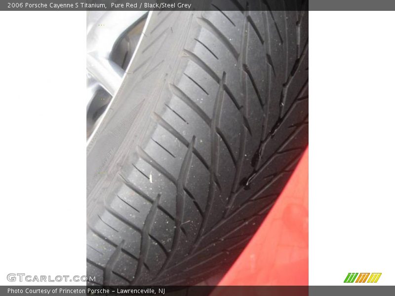 Pure Red / Black/Steel Grey 2006 Porsche Cayenne S Titanium