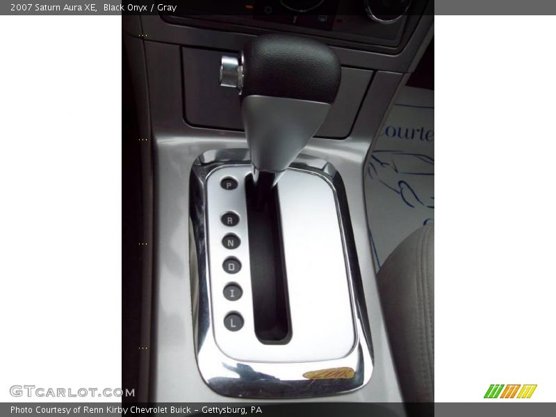 Black Onyx / Gray 2007 Saturn Aura XE