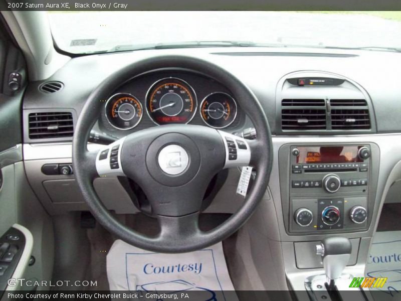 Black Onyx / Gray 2007 Saturn Aura XE