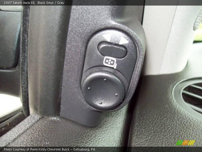 Black Onyx / Gray 2007 Saturn Aura XE