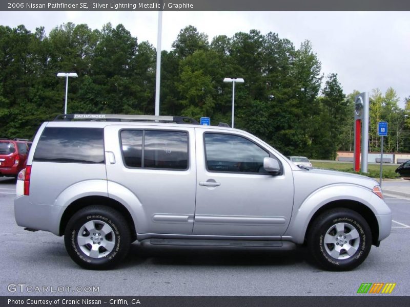 Silver Lightning Metallic / Graphite 2006 Nissan Pathfinder SE