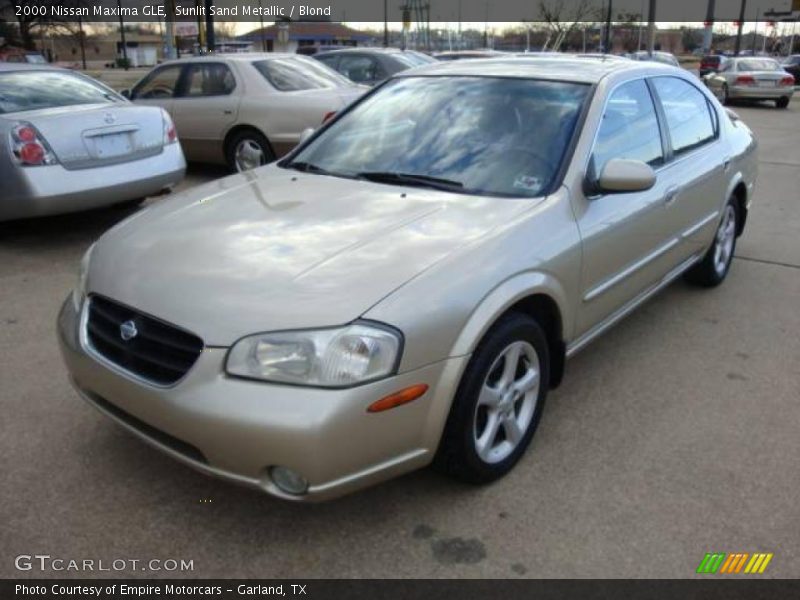 Sunlit Sand Metallic / Blond 2000 Nissan Maxima GLE