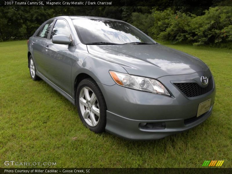 Magnetic Gray Metallic / Dark Charcoal 2007 Toyota Camry SE