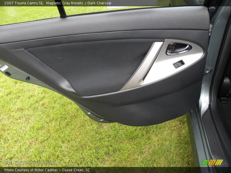 Magnetic Gray Metallic / Dark Charcoal 2007 Toyota Camry SE