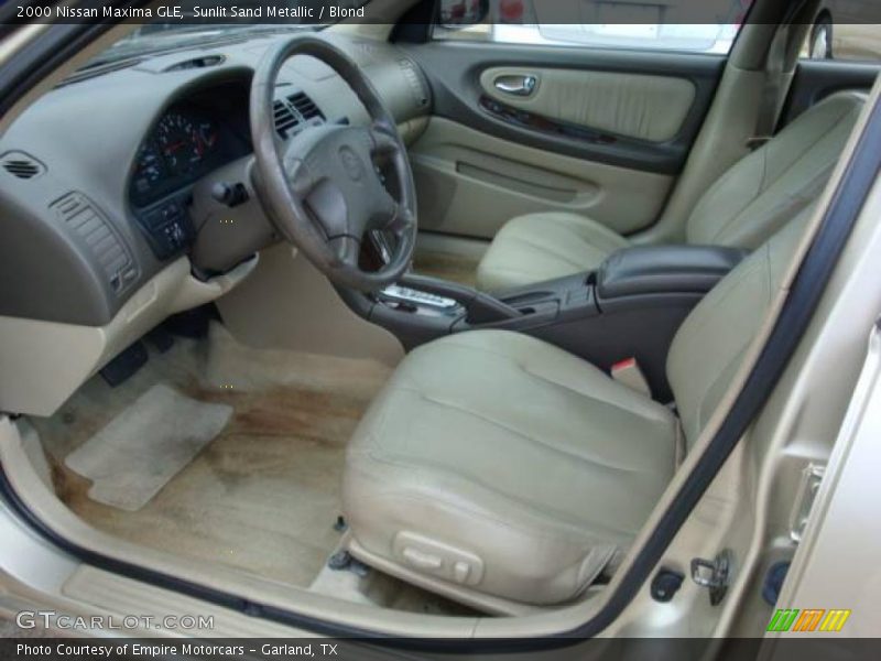 Sunlit Sand Metallic / Blond 2000 Nissan Maxima GLE