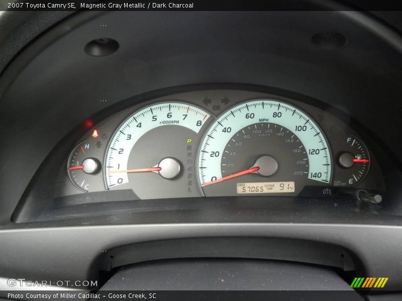 Magnetic Gray Metallic / Dark Charcoal 2007 Toyota Camry SE