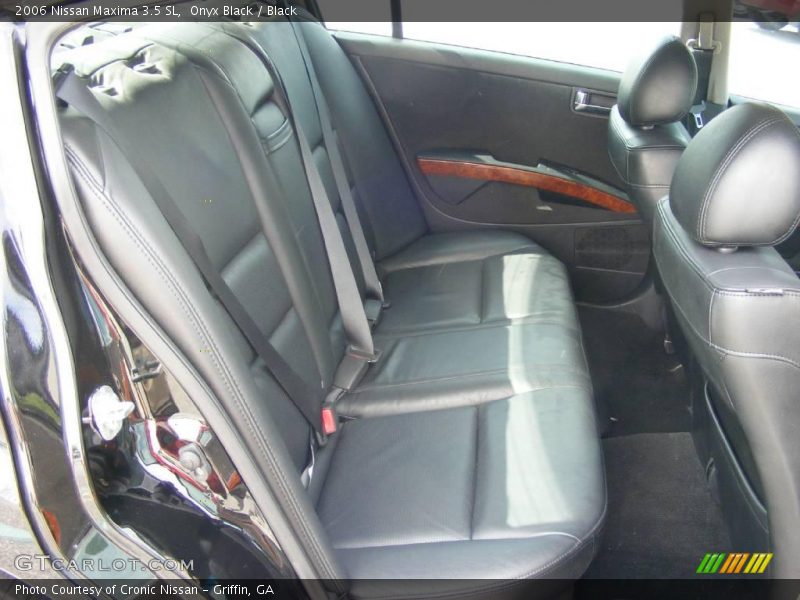 Onyx Black / Black 2006 Nissan Maxima 3.5 SL