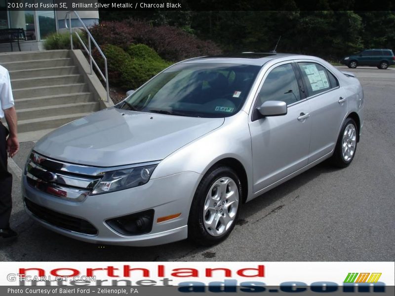 Brilliant Silver Metallic / Charcoal Black 2010 Ford Fusion SE