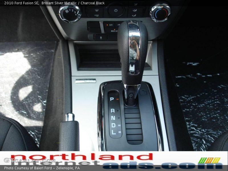 Brilliant Silver Metallic / Charcoal Black 2010 Ford Fusion SE