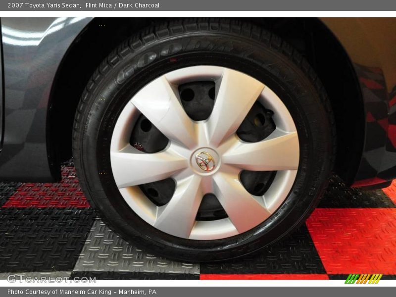 Flint Mica / Dark Charcoal 2007 Toyota Yaris Sedan