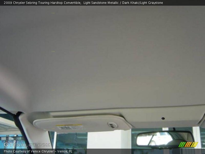 Light Sandstone Metallic / Dark Khaki/Light Graystone 2009 Chrysler Sebring Touring Hardtop Convertible