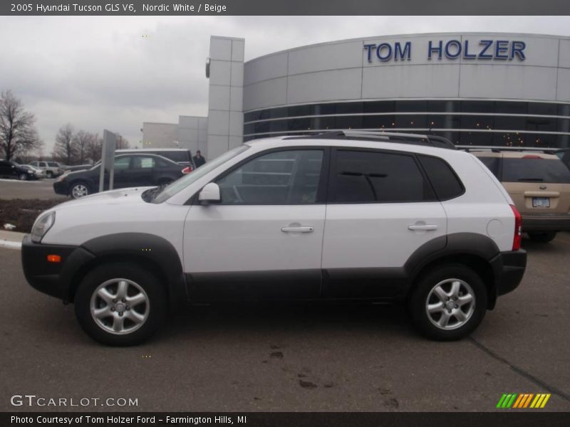 Nordic White / Beige 2005 Hyundai Tucson GLS V6