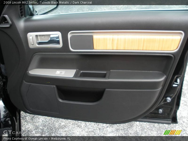 Tuxedo Black Metallic / Dark Charcoal 2009 Lincoln MKZ Sedan