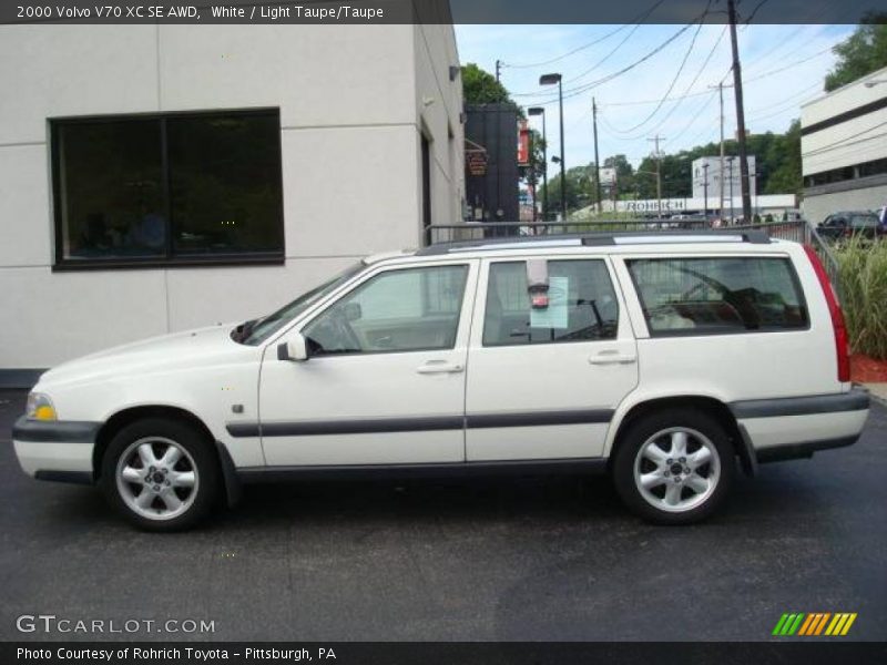 White / Light Taupe/Taupe 2000 Volvo V70 XC SE AWD