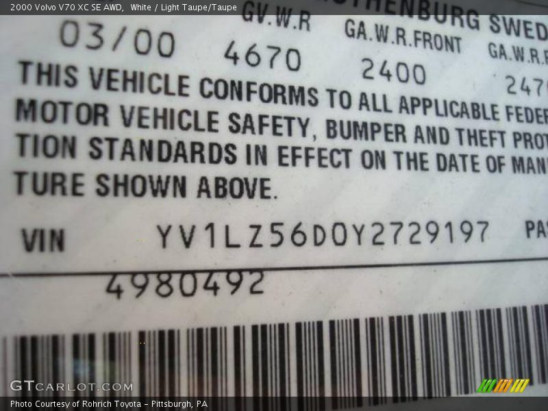 White / Light Taupe/Taupe 2000 Volvo V70 XC SE AWD