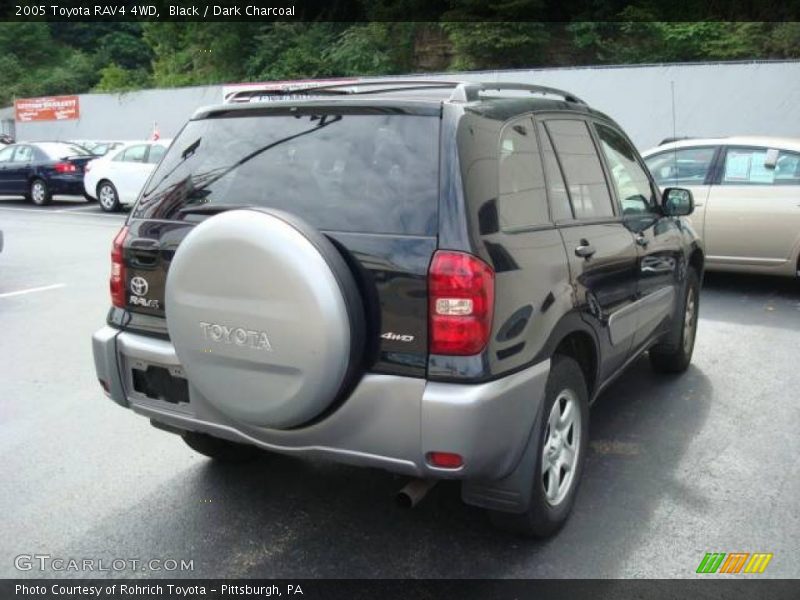 Black / Dark Charcoal 2005 Toyota RAV4 4WD