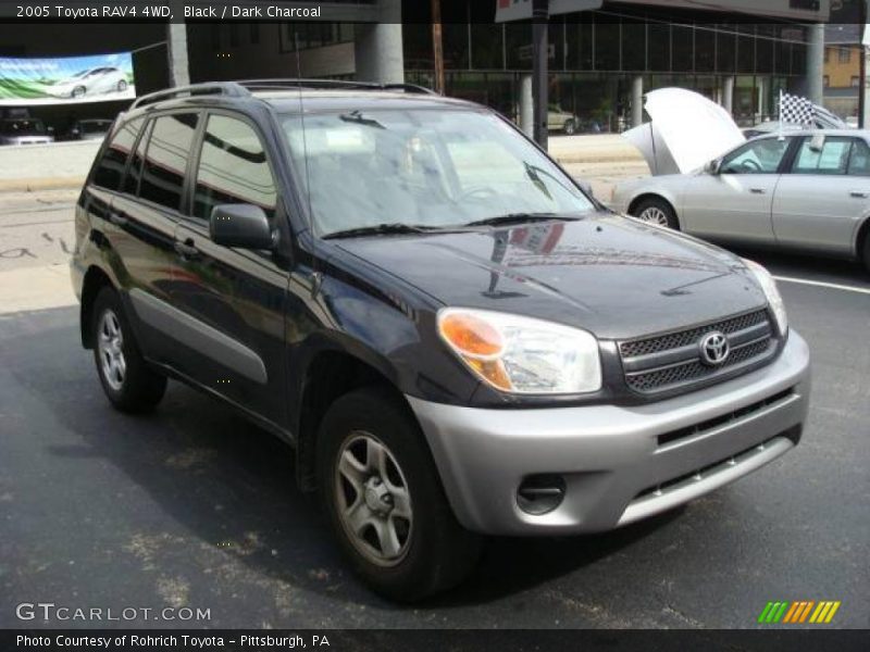 Black / Dark Charcoal 2005 Toyota RAV4 4WD