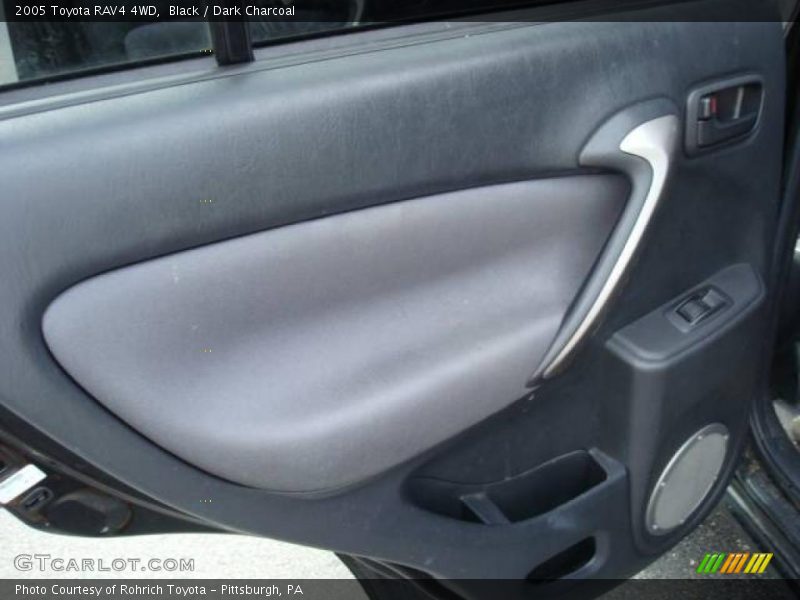 Black / Dark Charcoal 2005 Toyota RAV4 4WD