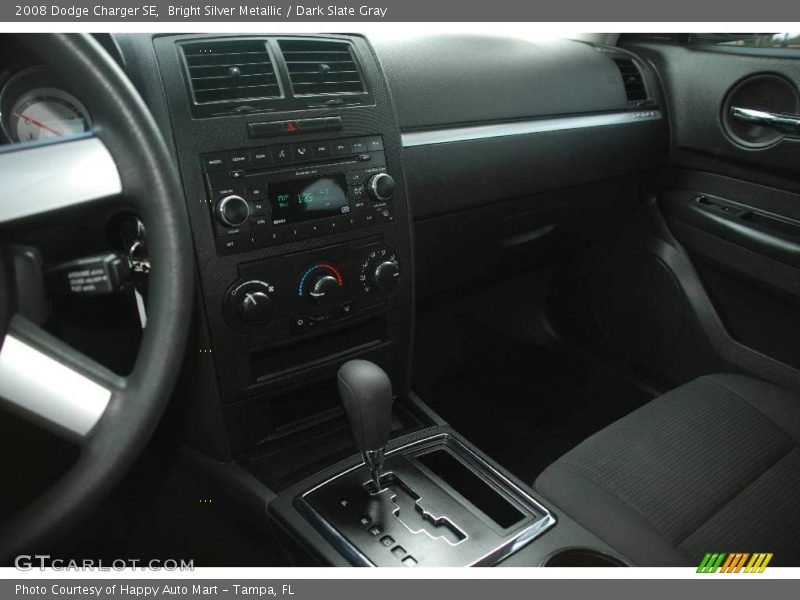 Bright Silver Metallic / Dark Slate Gray 2008 Dodge Charger SE