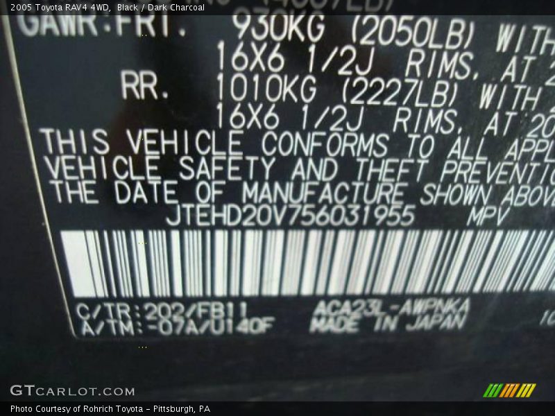 Black / Dark Charcoal 2005 Toyota RAV4 4WD