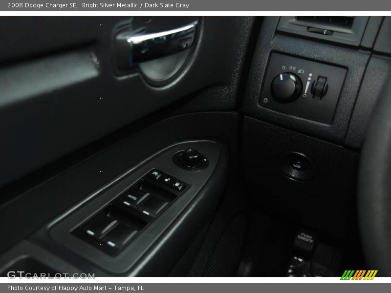 Bright Silver Metallic / Dark Slate Gray 2008 Dodge Charger SE
