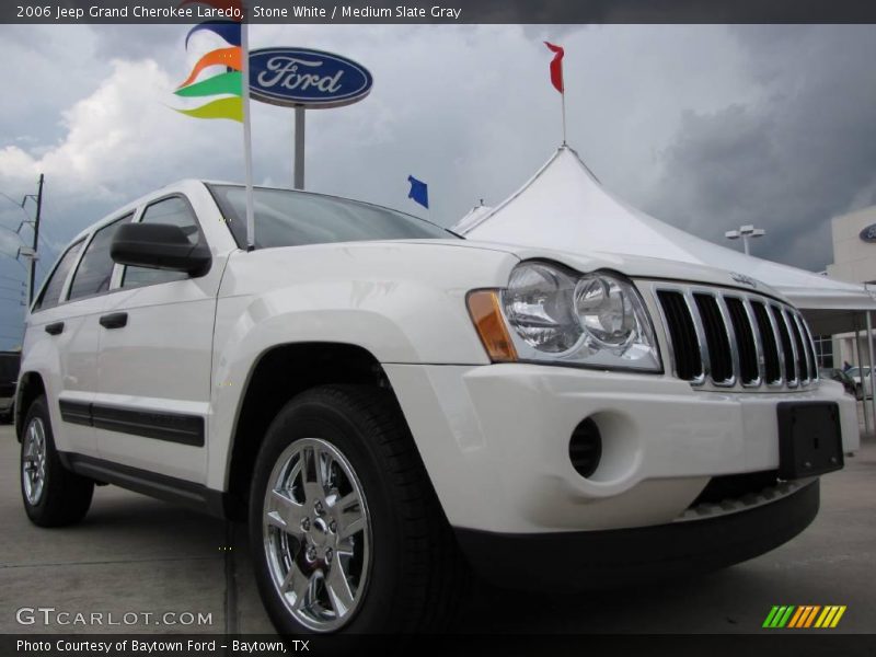 Stone White / Medium Slate Gray 2006 Jeep Grand Cherokee Laredo
