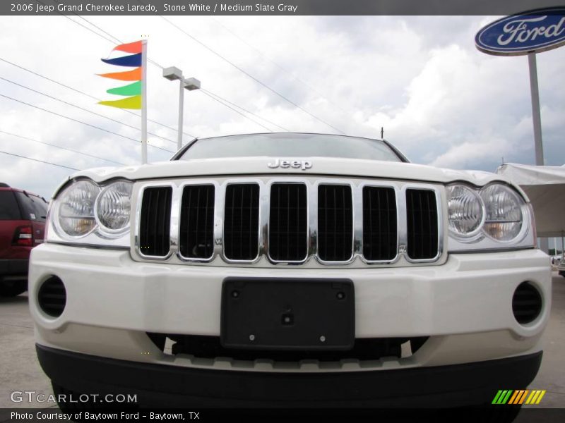 Stone White / Medium Slate Gray 2006 Jeep Grand Cherokee Laredo