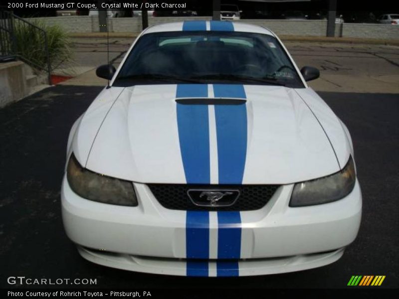 Crystal White / Dark Charcoal 2000 Ford Mustang GT Coupe