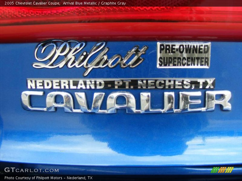 Arrival Blue Metallic / Graphite Gray 2005 Chevrolet Cavalier Coupe