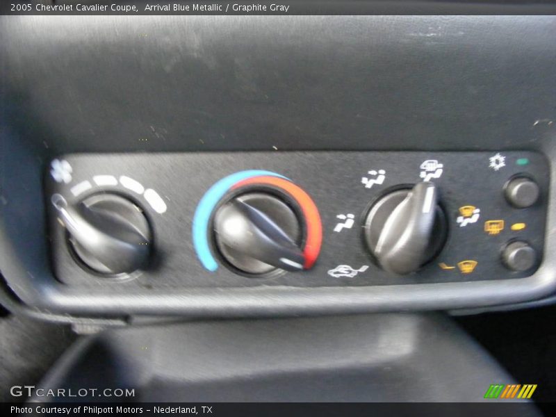 Arrival Blue Metallic / Graphite Gray 2005 Chevrolet Cavalier Coupe