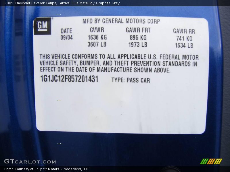 Arrival Blue Metallic / Graphite Gray 2005 Chevrolet Cavalier Coupe